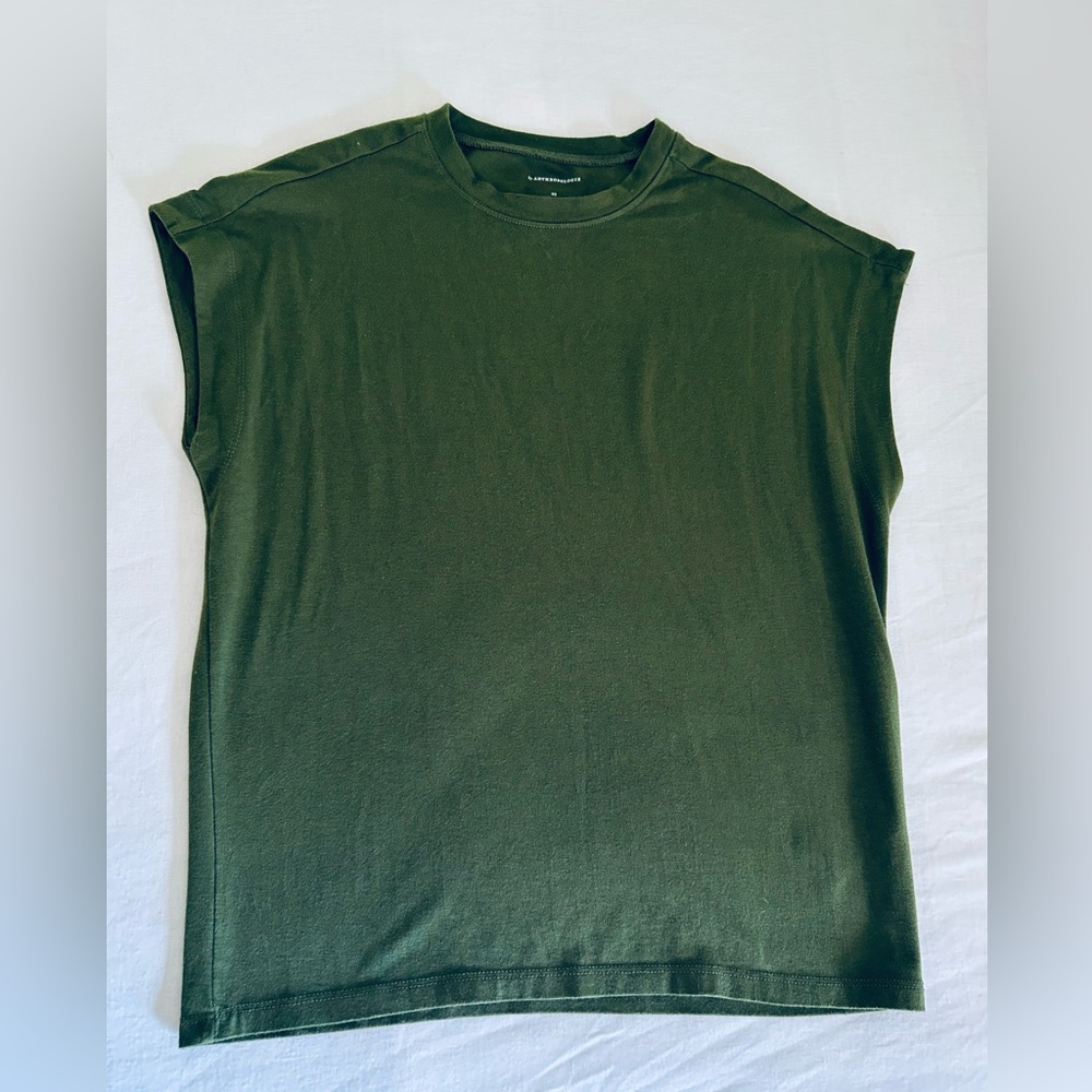 Anthropologie Olive Green Cap Sleeve Tee XS Muscle Tee